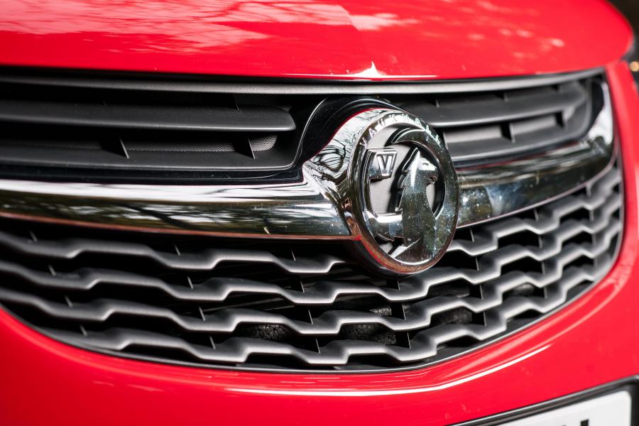 Логотип Vauxhall Viva Rocks 2017 года  (фото 24 из 32)